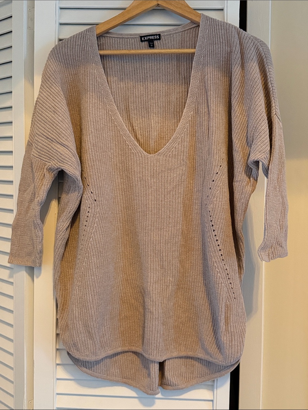 Express Taupe V-Neck Ribbed Sweater